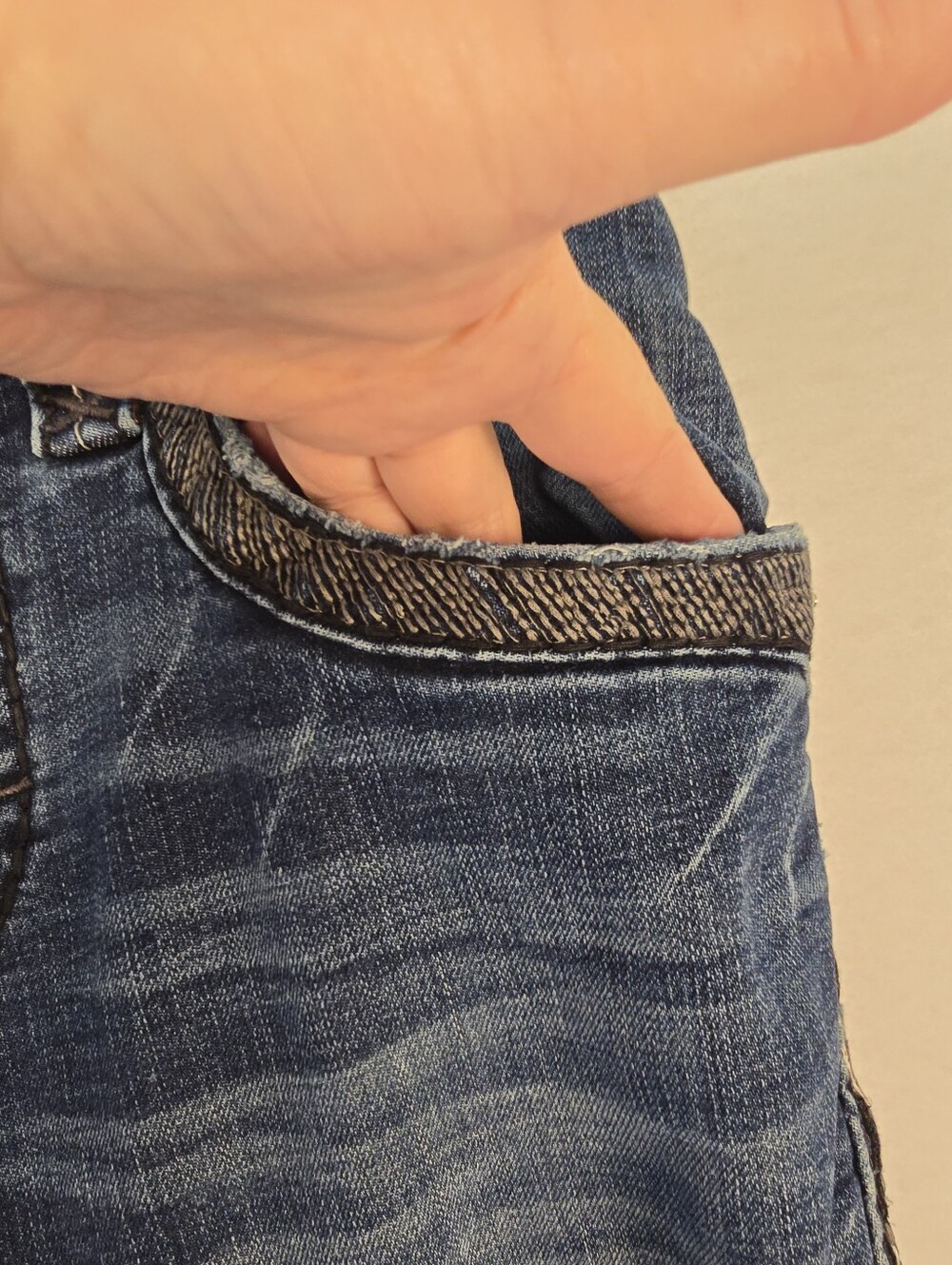 Rock Revival Westmont Slum Taper Dark Blue Embroidered Pocket Jeans. Mens 32/31 - Picture 12 of 16